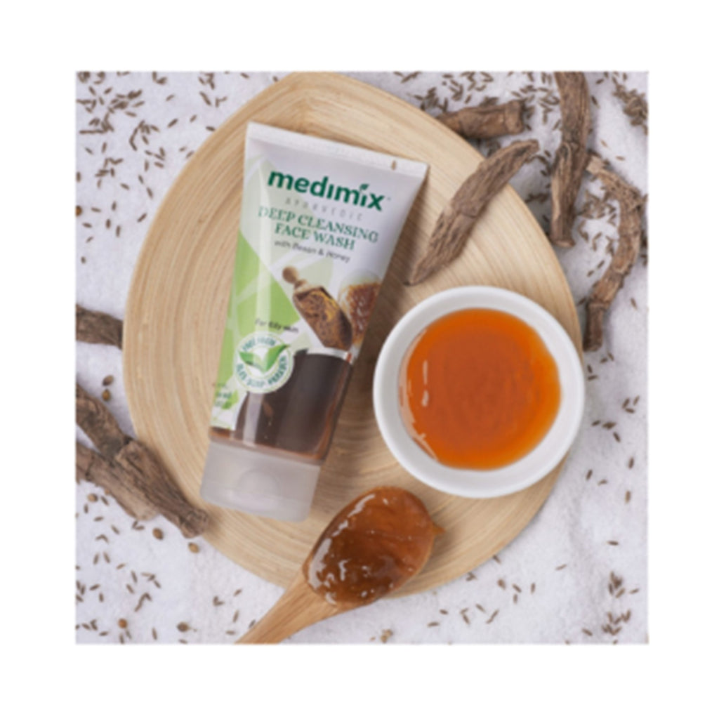 Medimix Ayurvedic Oil Clear Face Wash 150ml Free From Sles Soap and Paraben for Oily SKin with Besan and Honey