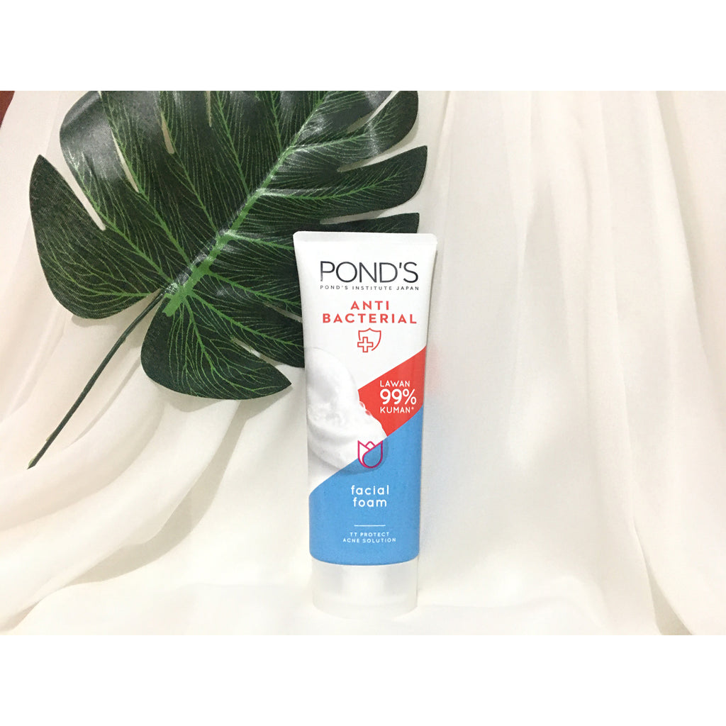 Pond's Anti Bacterial Facial Foam | Fights 99% of makne-causing bacteria - 100 g